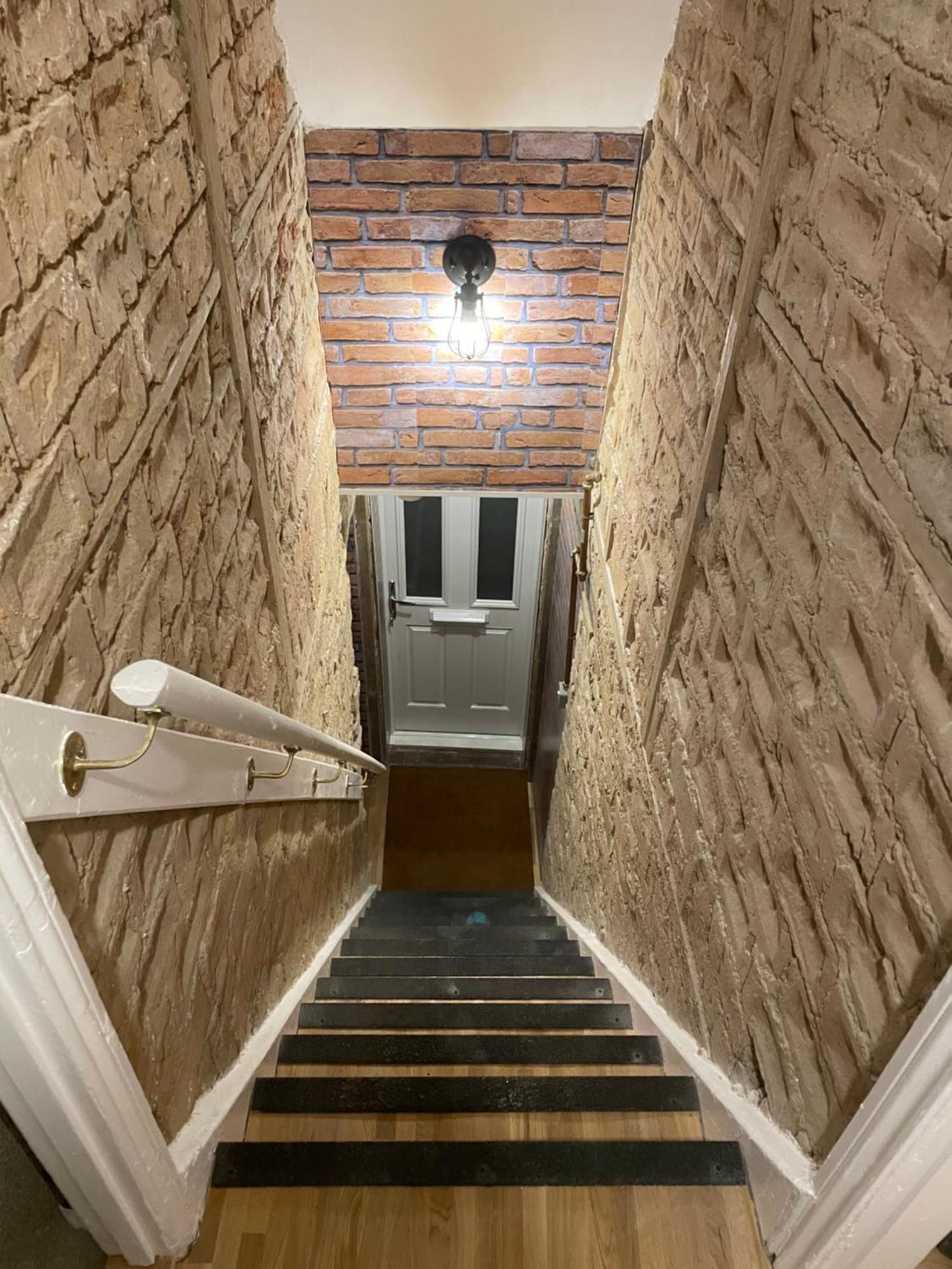 Stylish & Spacious 2 Storey, 3 Bed Apartment Γκρέιβσεντ Εξωτερικό φωτογραφία